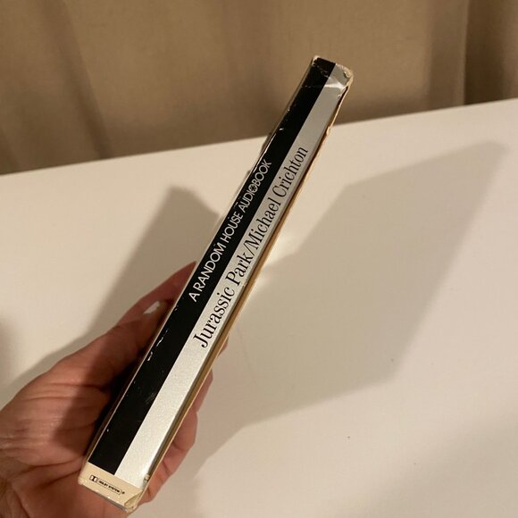 Jurassic Park Audiobook Cassette Set Michael Crichton Read by John Heard - Picture 3 of 6